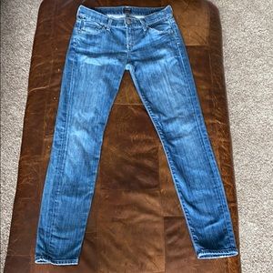 Citizens Cropped skinny blue jean size 25